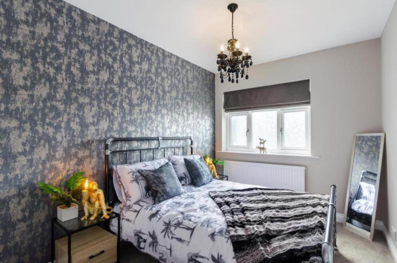 Time Is Now! Beautiful Apartment In ヨーク エクステリア 写真