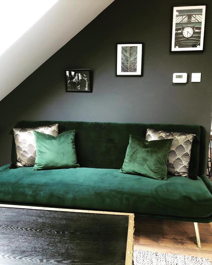 Time Is Now! Beautiful Apartment In ヨーク エクステリア 写真