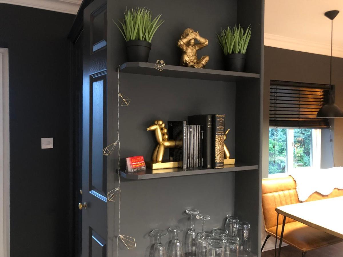 Time Is Now! Beautiful Apartment In ヨーク エクステリア 写真