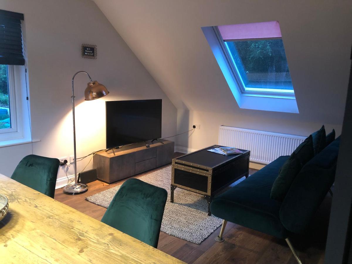 Time Is Now! Beautiful Apartment In ヨーク エクステリア 写真